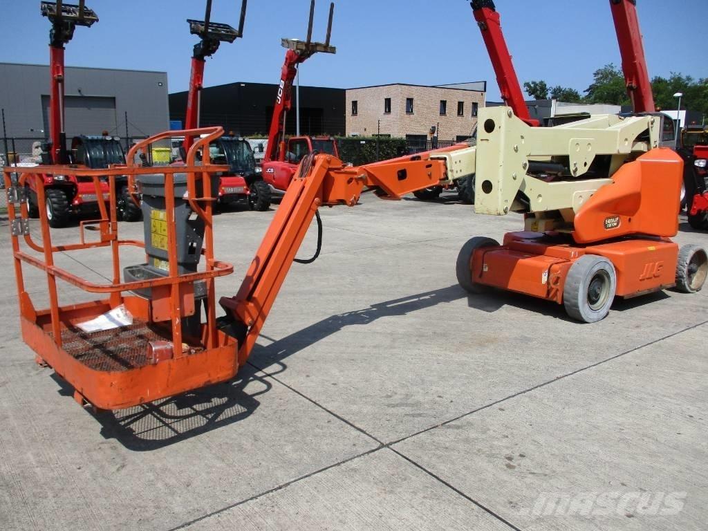 JLG E400 AJPN (146) Kompakte selbstfahrende Hebebühnen