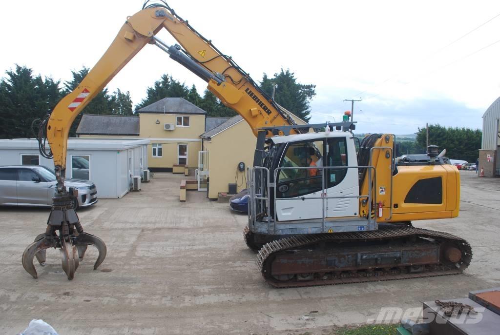 Liebherr LH 22 C Materialumschlag