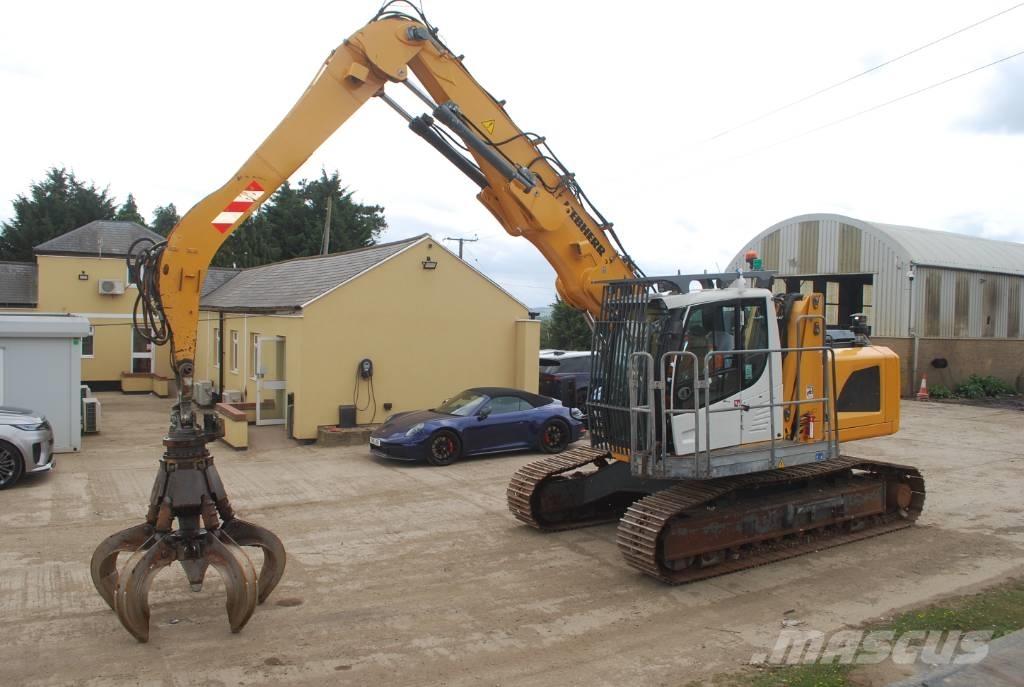 Liebherr LH 22 C Materialumschlag