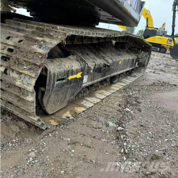 Hitachi ZX200 Raupenbagger