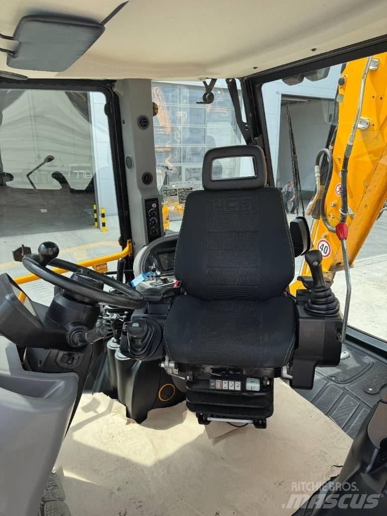JCB 4 CX Pro Baggerlader