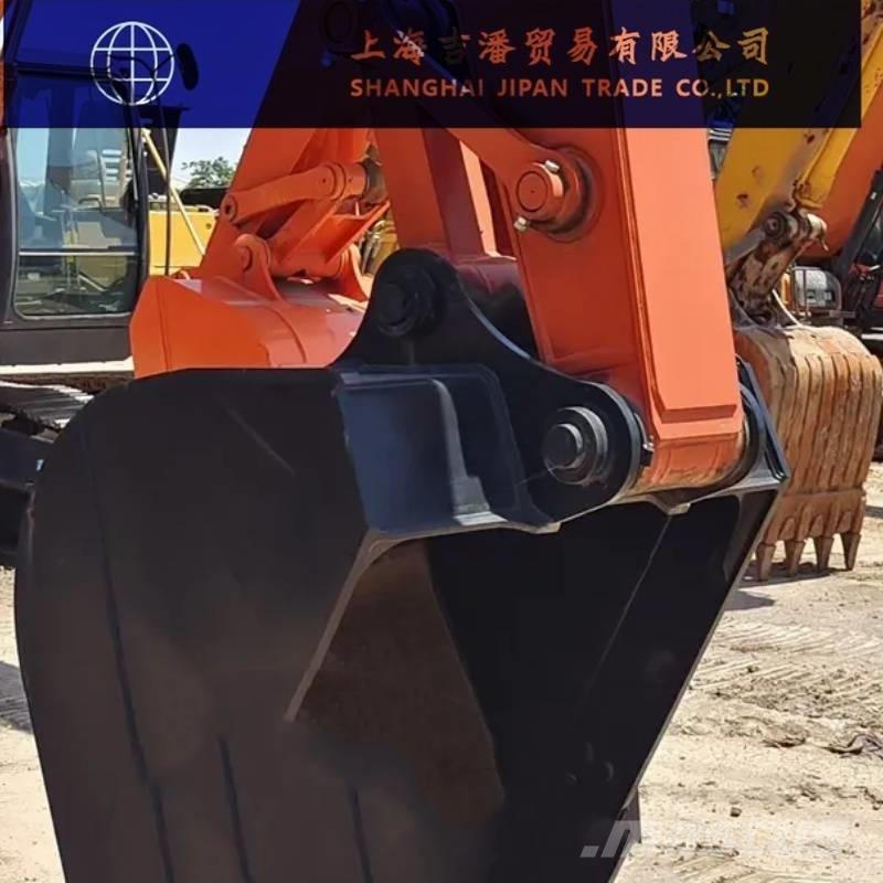 Hitachi ZX 210 Raupenbagger