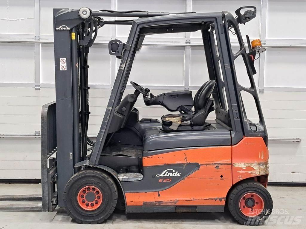 Linde E25-01 Elektro Stapler