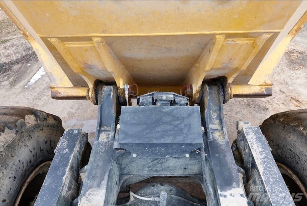 Komatsu HM300-5 Dumper - Knickgelenk