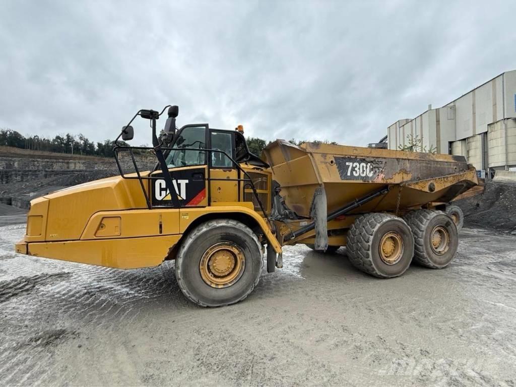 CAT 730C Dumper - Knickgelenk