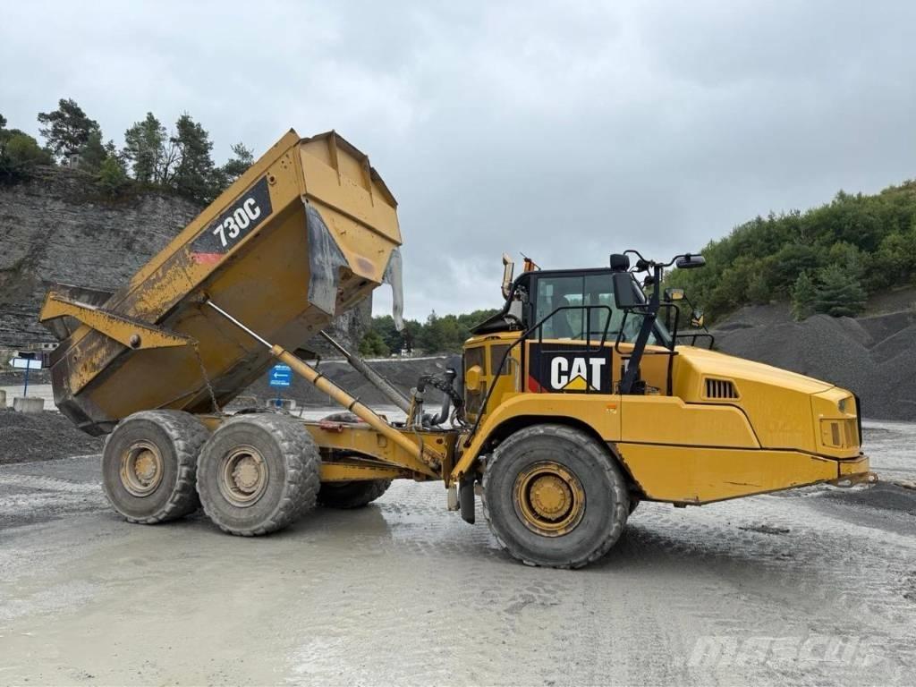 CAT 730C Dumper - Knickgelenk