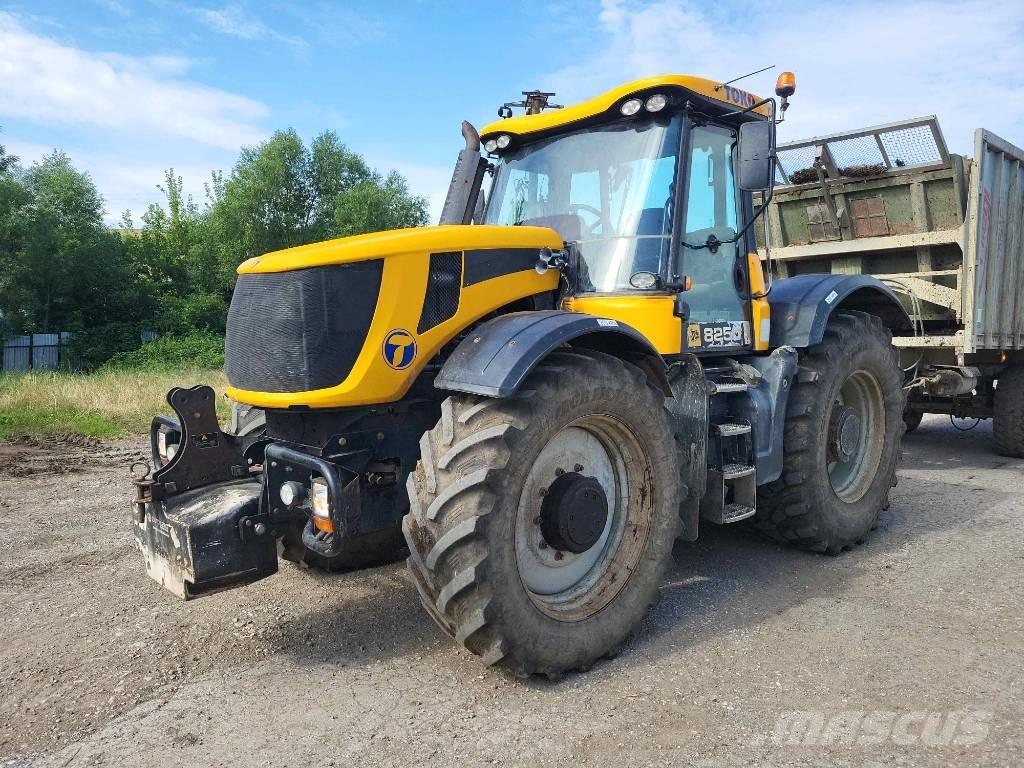 JCB Fastrac 8250 Traktoren