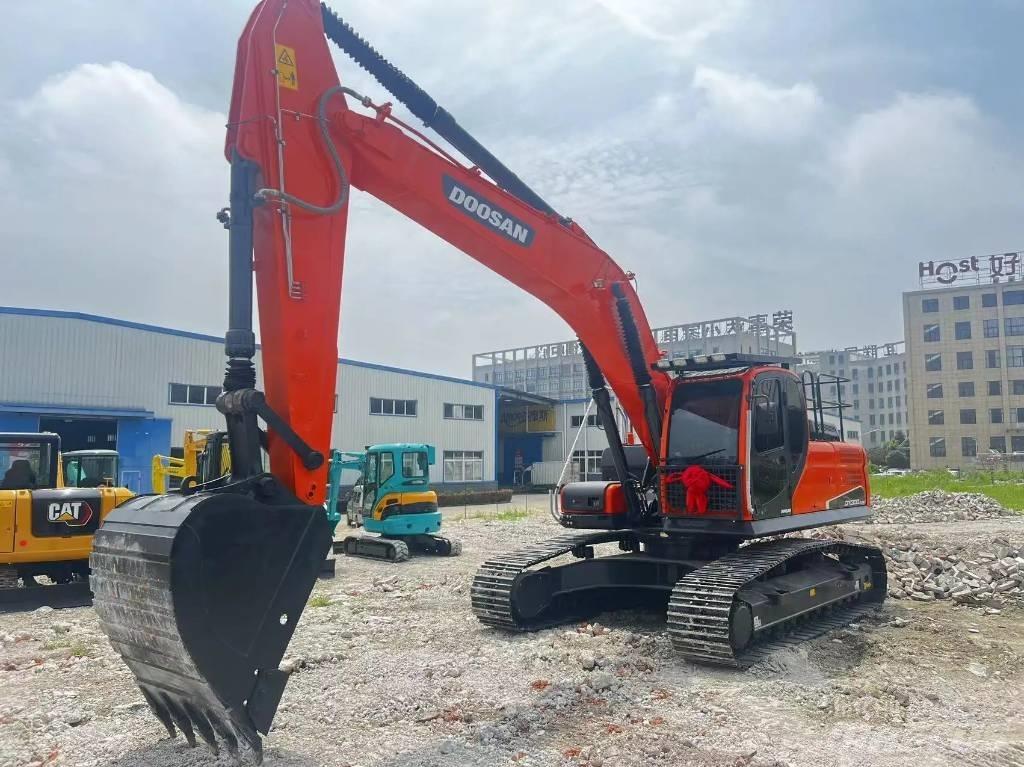 Doosan DX 300 LC Minibagger < 7t