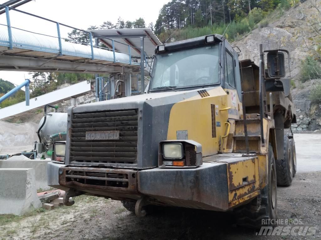 Komatsu HM 300-2 Dumper - Knickgelenk