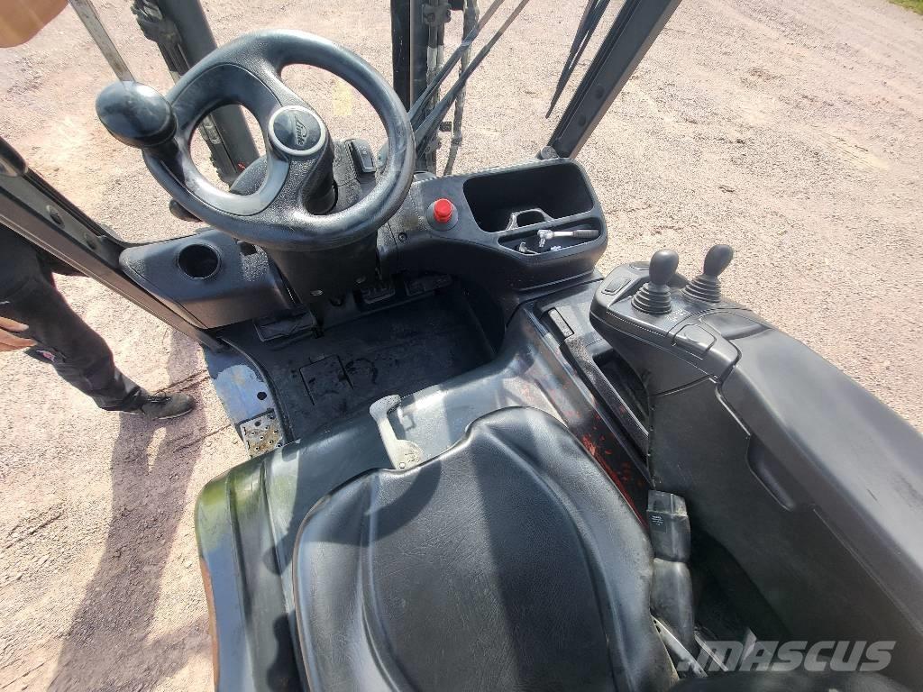 Linde E30L-01 Elektro Stapler