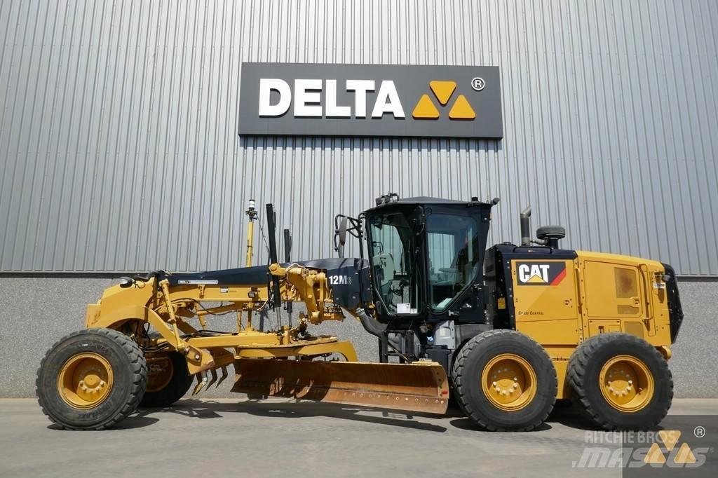 CAT 12M3 Grader