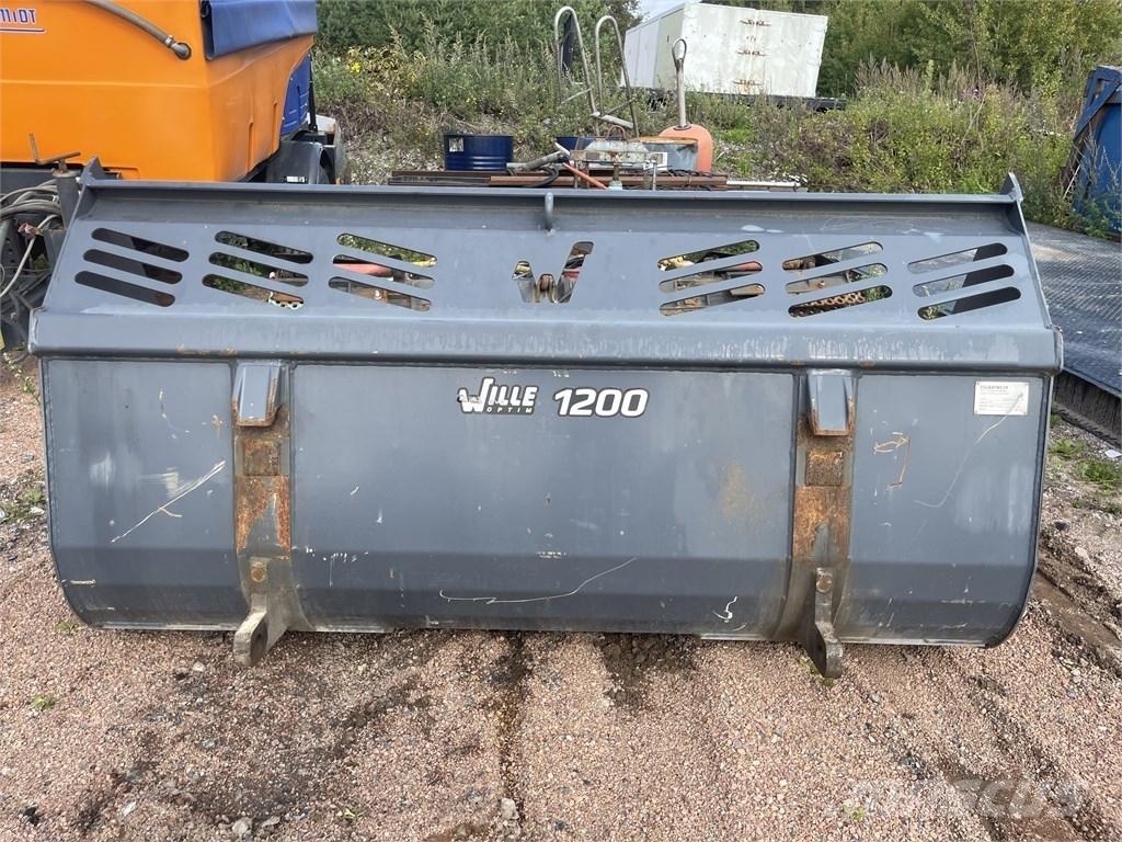  Vilakone Lumikauha Kompakttraktor-Aufsätze