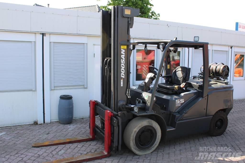 Doosan G 55 C-7 Gas Stapler