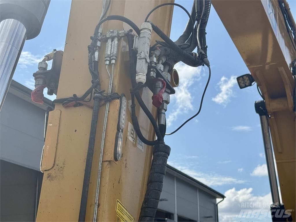 CAT 310 Midibagger  7t - 12t