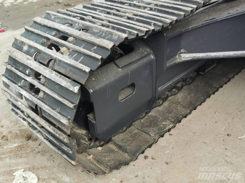 Doosan DX 225 LC Raupenbagger