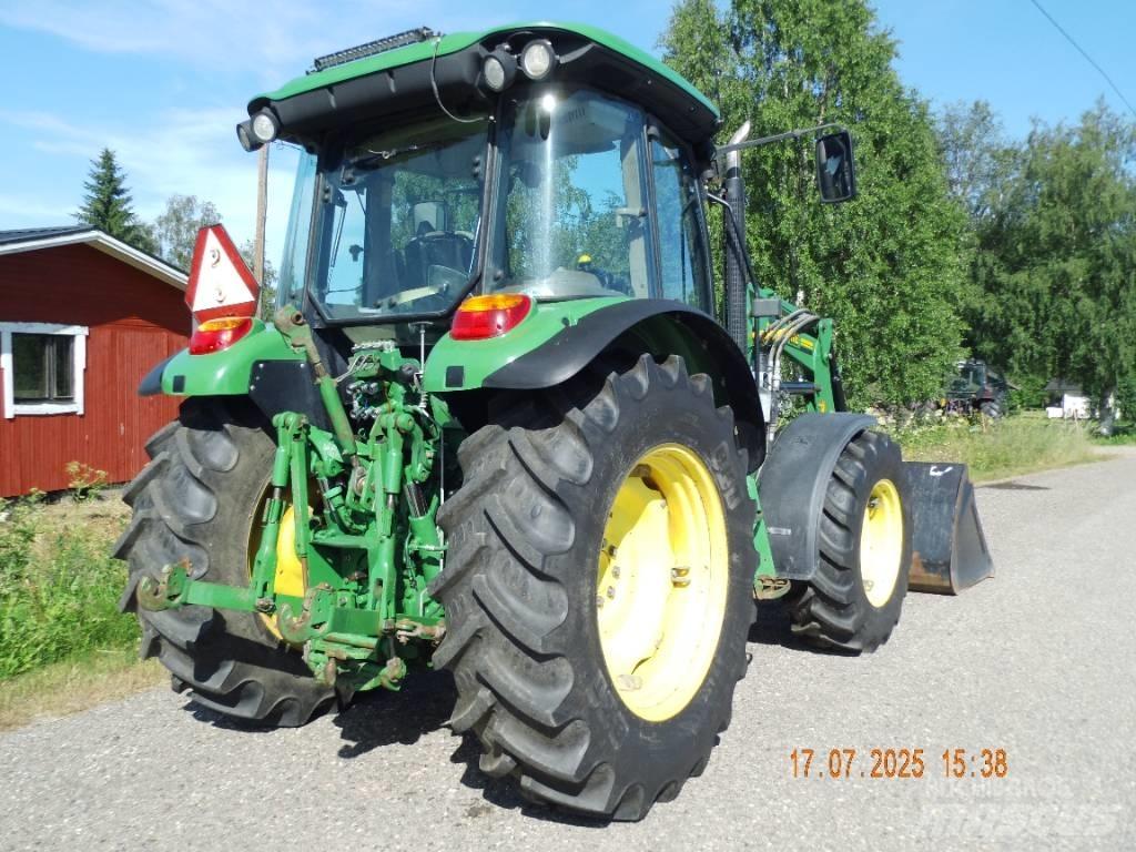 John Deere 5100 M Traktoren