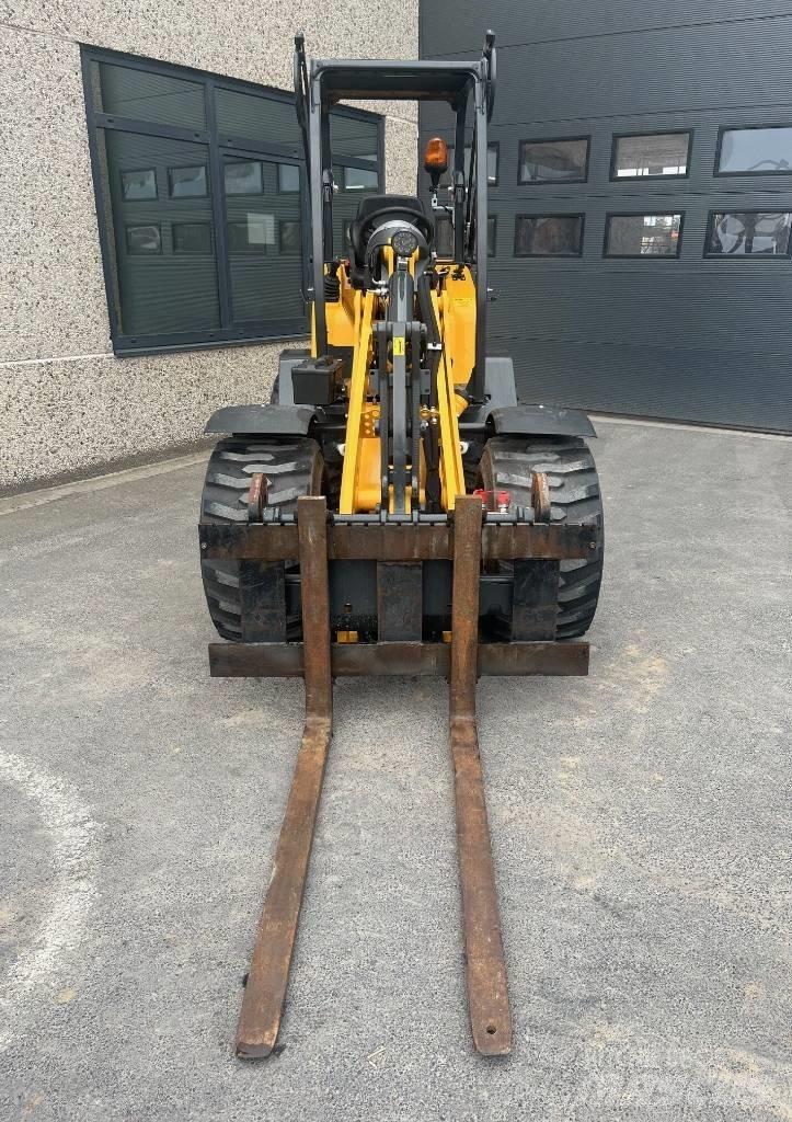 Schäffer 2445S Minilader