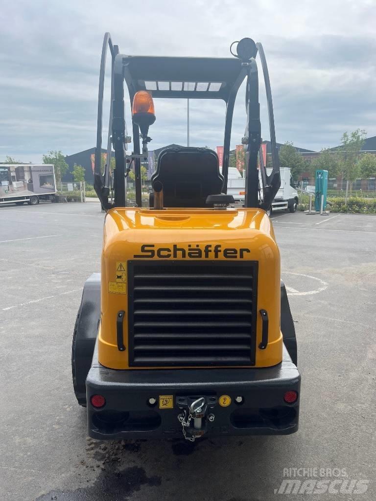 Schäffer 2445S Minilader
