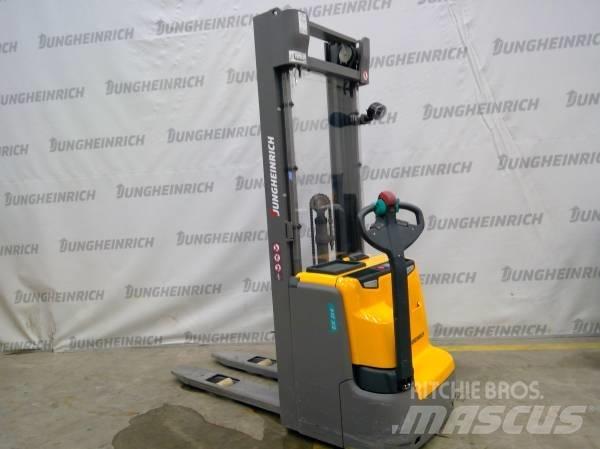 Jungheinrich EJC 214 Deichselstapler