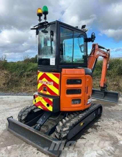 Hitachi Zaxis 26 U Minibagger < 7t