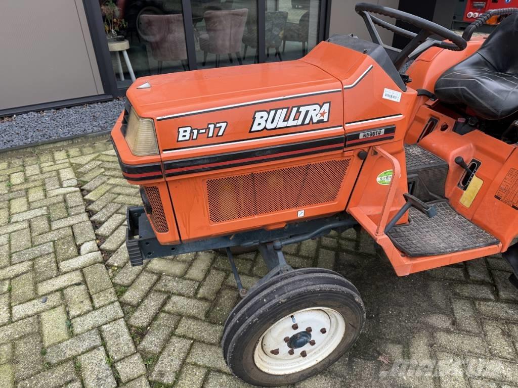 Kubota Bultra B1 - 17 Traktoren