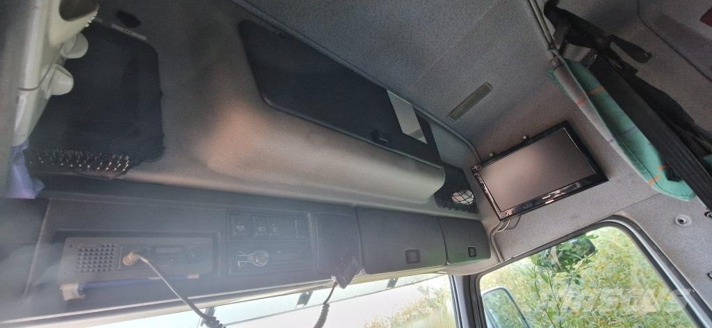 Volvo FH 12 460 Kastenaufbau