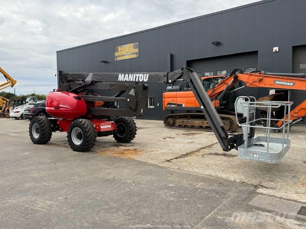Manitou ATJ 200 Teleskopbühnen