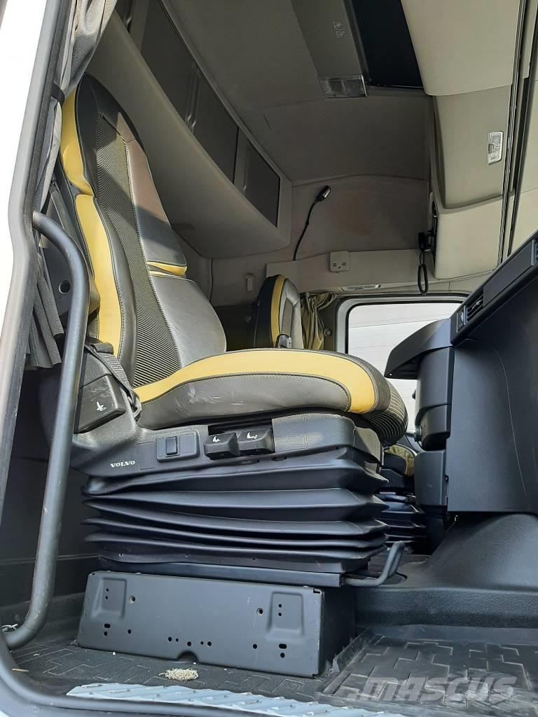 Volvo FH 16 Holzfahrzeuge