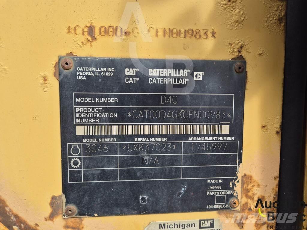 CAT D 4 G Bulldozer