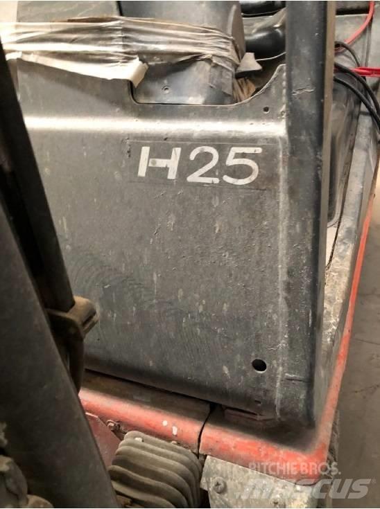 Linde H25D Diesel Stapler