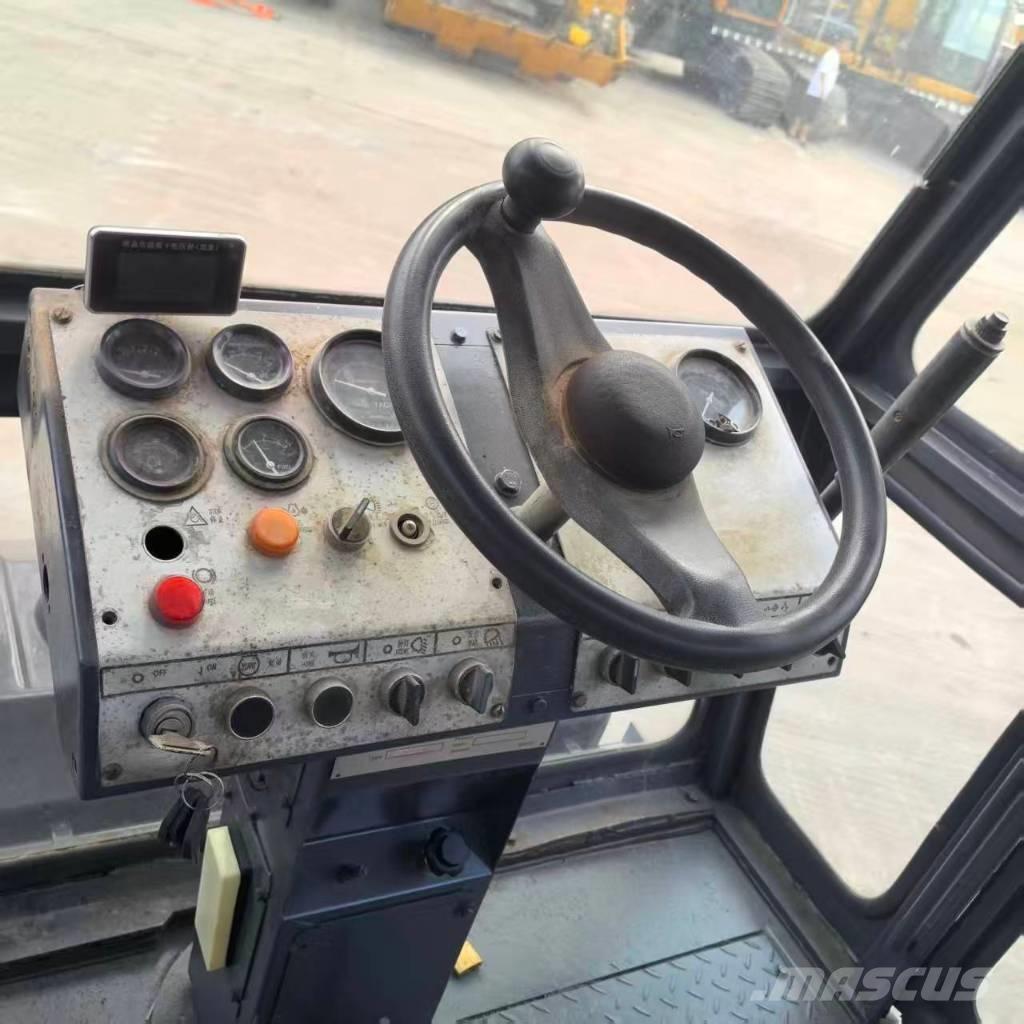 Dynapac CC211 Tandemwalzen