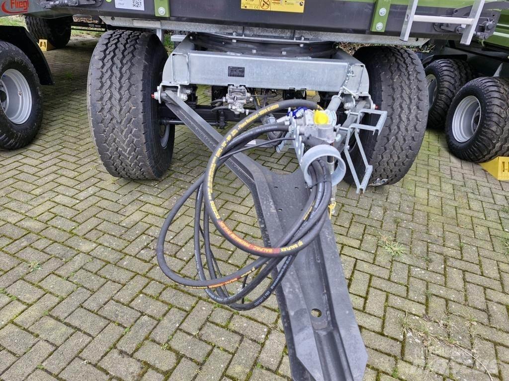 Fliegl DK 160 FOX Ballenanhänger