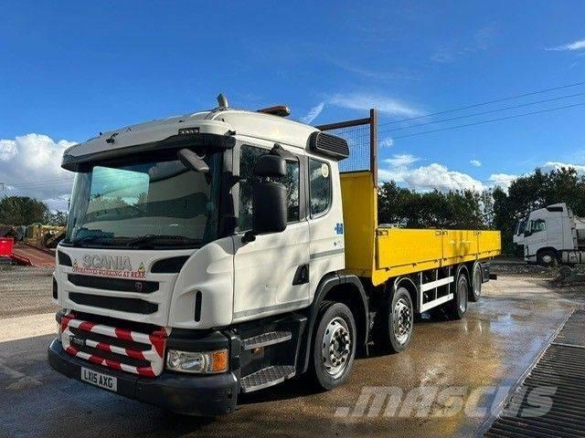 Scania P 320 Pritschenwagen/Pritschenwagen mit Seitenklappe