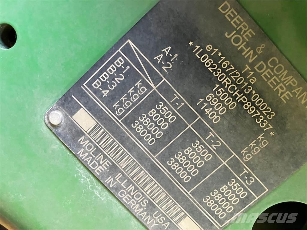 John Deere 6230R Traktoren