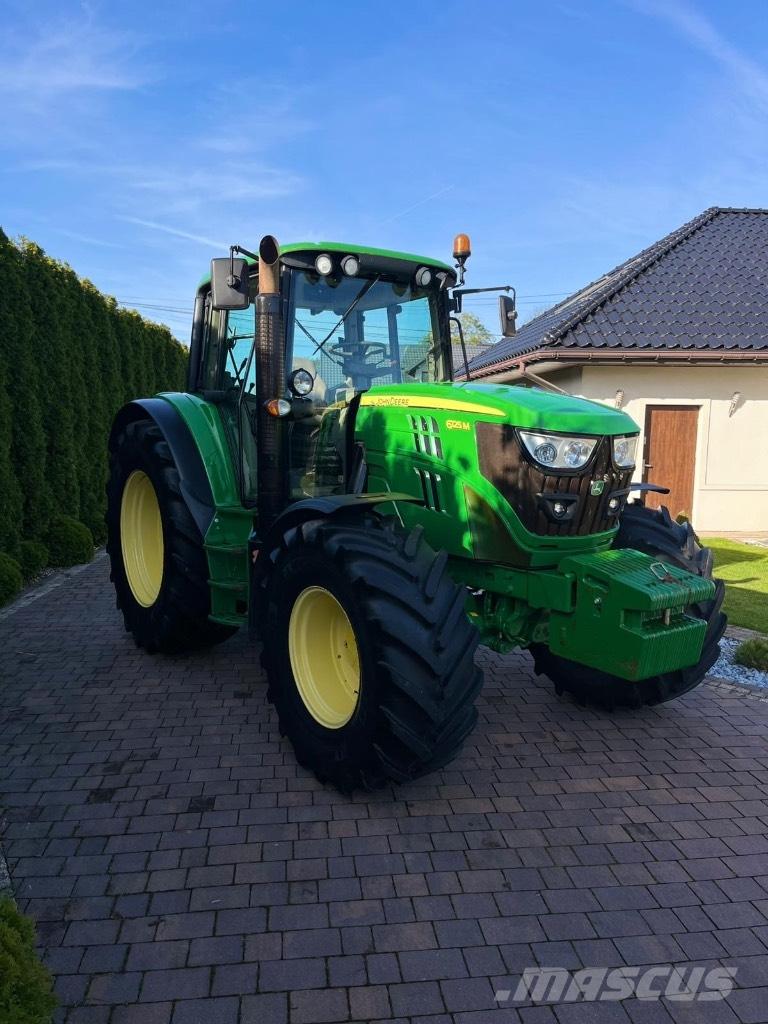 John Deere 6125 M Traktoren