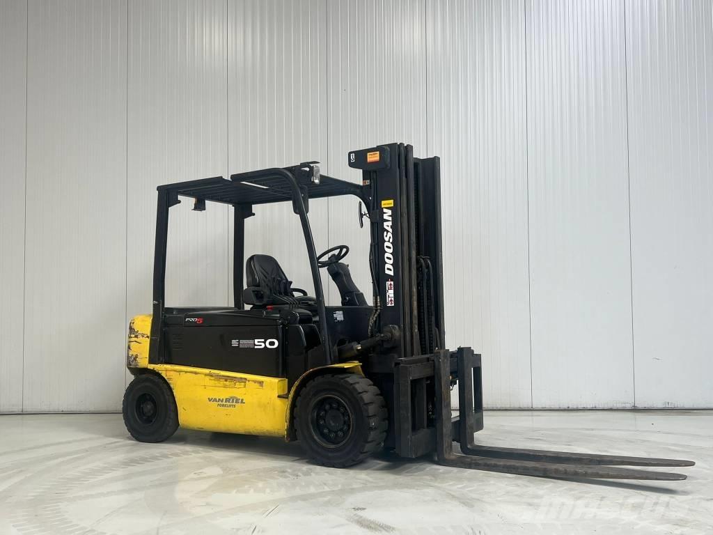 Doosan B50X-5 Elektro Stapler