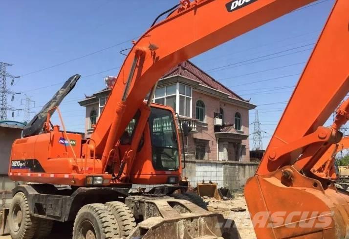 Doosan DH210W Mobilbagger