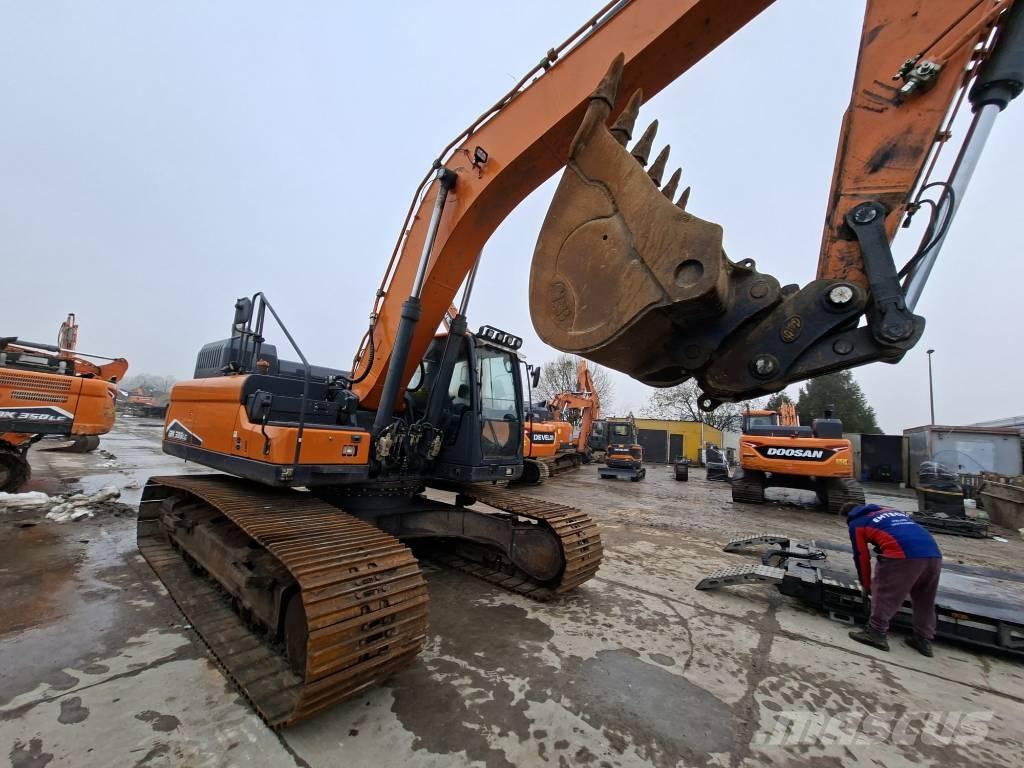 Doosan DX 300 LC-7 Raupenbagger