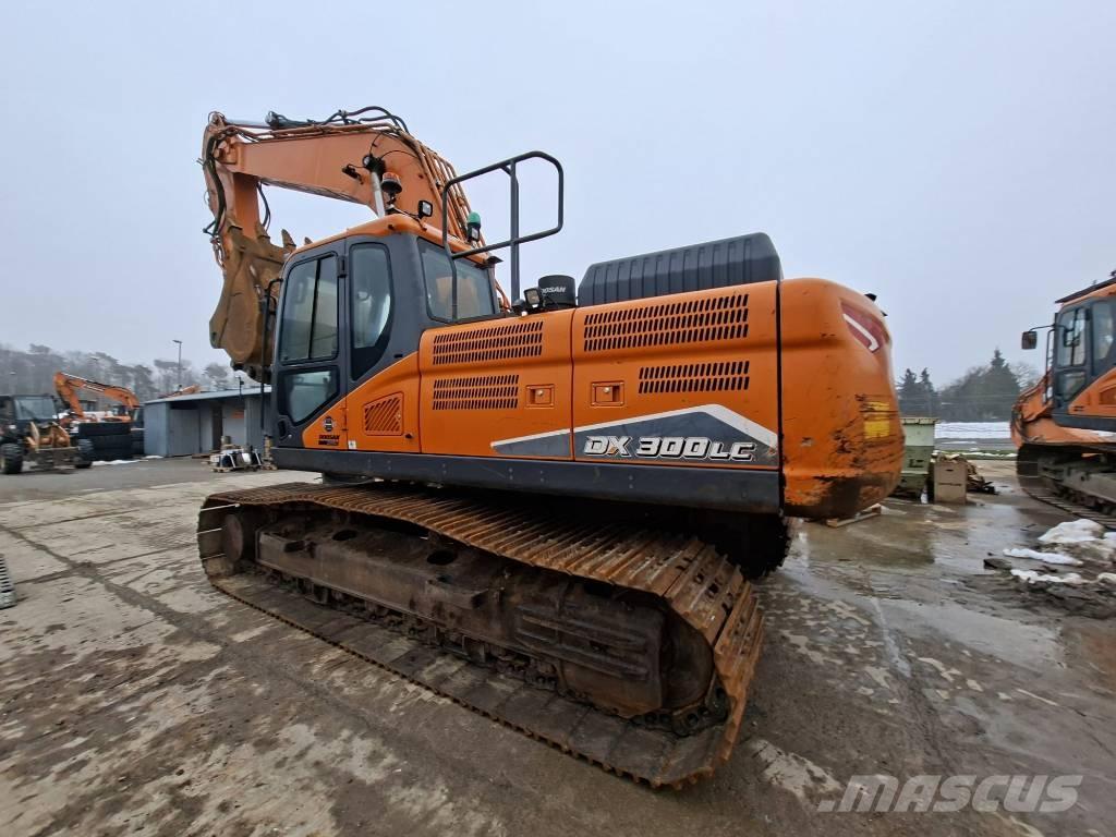 Doosan DX 300 LC-7 Raupenbagger