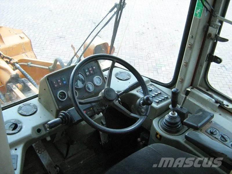 Hyundai HL740-3 Radlader