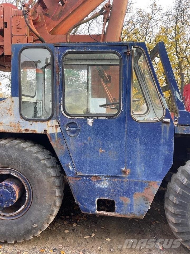 Ransomes Rapier HF17 Andere Krane