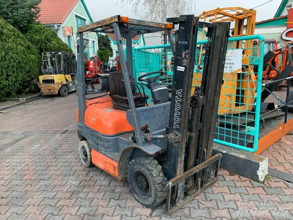 Toyota 6 FGF 15 Gas Stapler