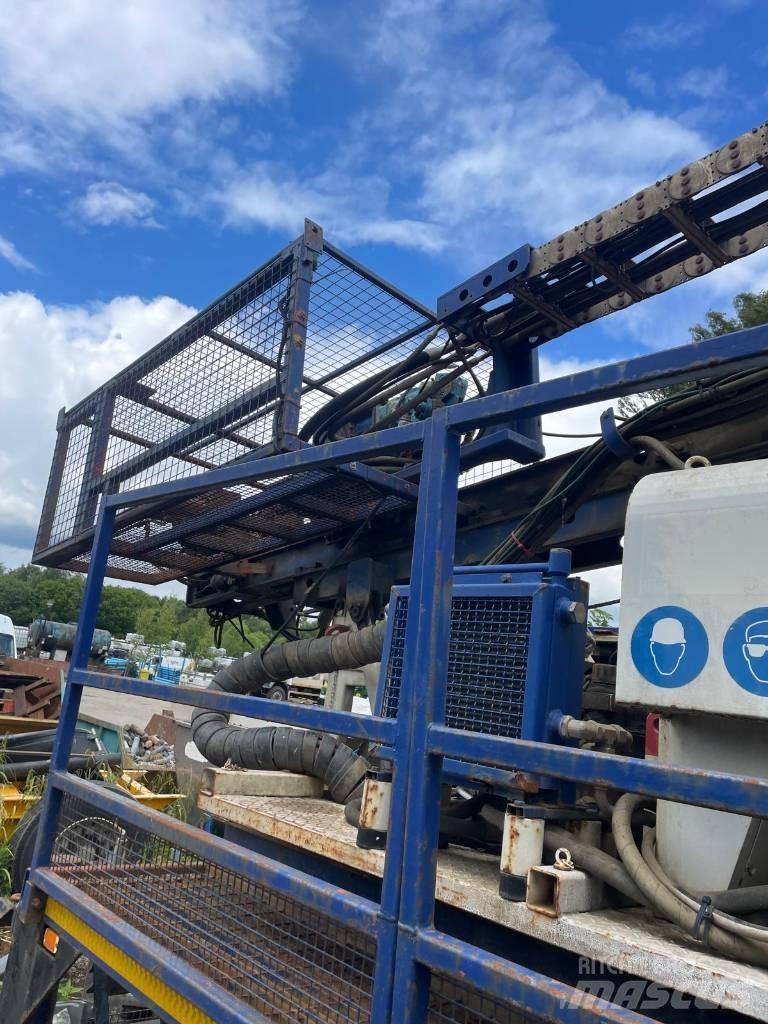 Boart Longyear DB520 Fahrzeug mit mobiler Bohranlage