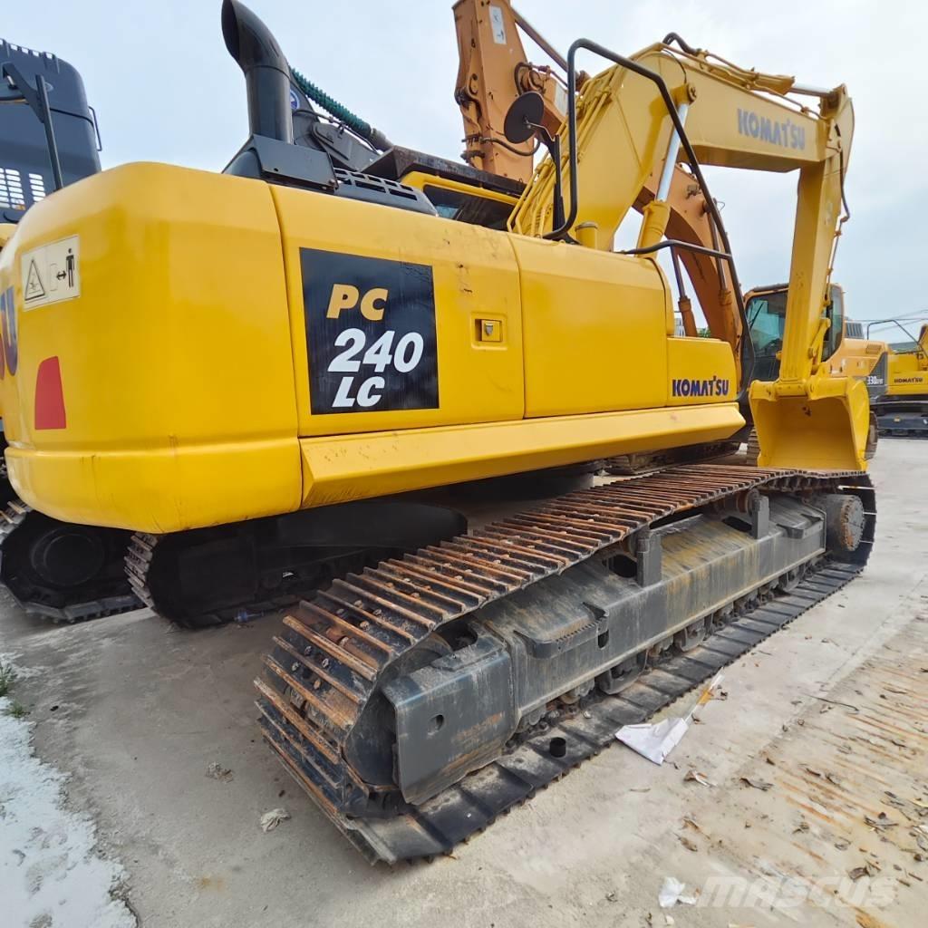 Komatsu PC 240 LC-8 Raupenbagger