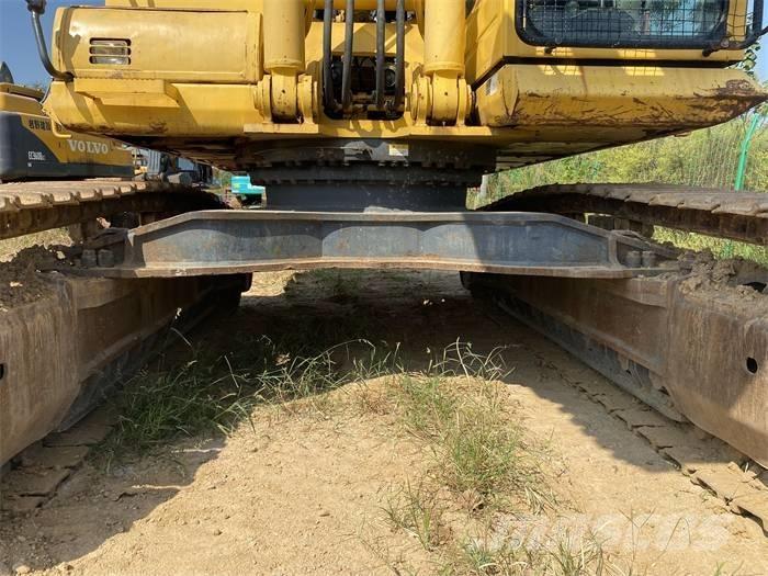 Komatsu PC450-8 Raupenbagger
