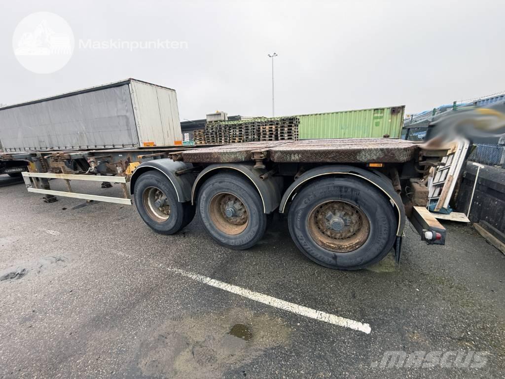 Schweriner CS 40 Containerauflieger