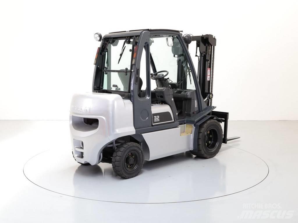 Nissan FD01A18Q Diesel Stapler