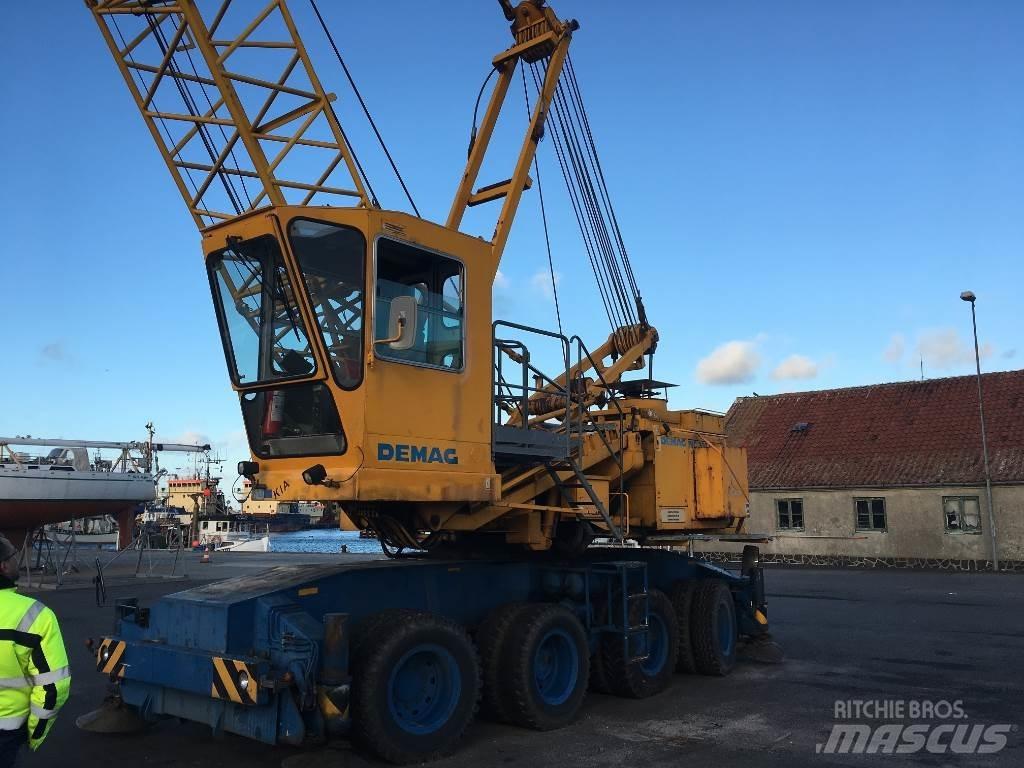 Demag MC 300RQ Schiffskräne