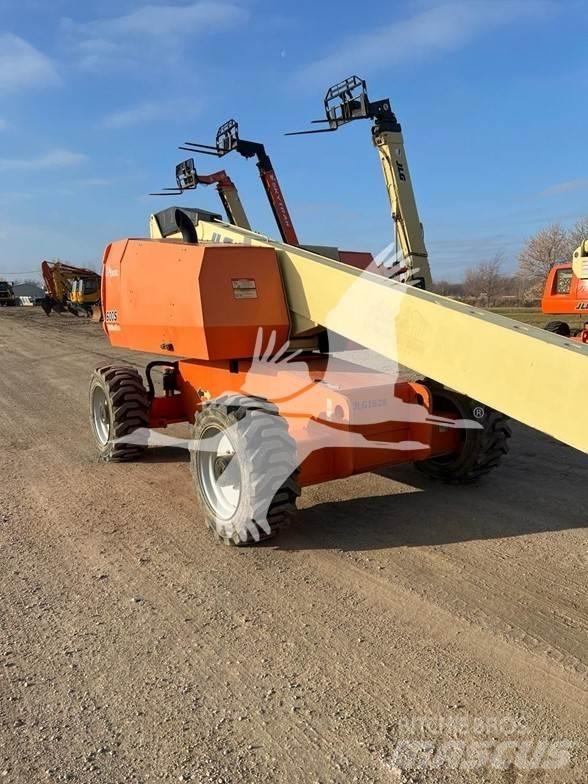 JLG 600S Teleskopbühnen