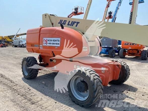JLG 800S Teleskopbühnen